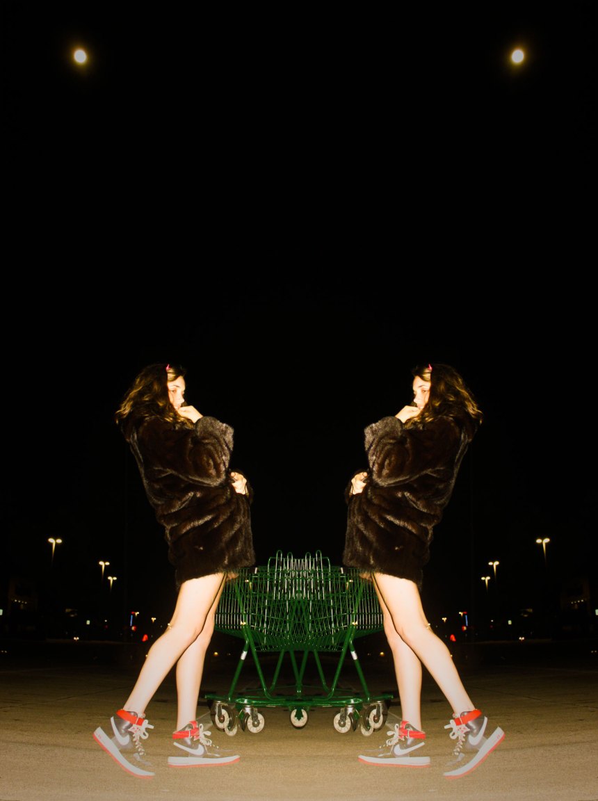 shopping-NIKE1 Nike mirrored