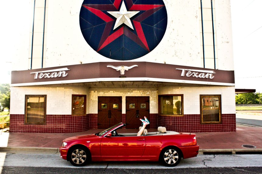 Retro Nikes / Retro town Nikes, convertible, downtown