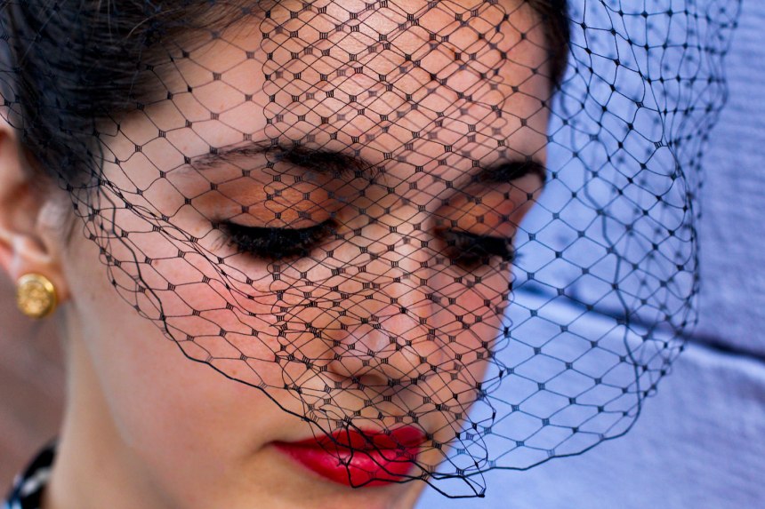 sneaker wedge debate