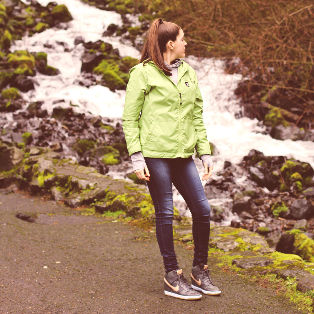 waterfalls in Oregon and Nike
