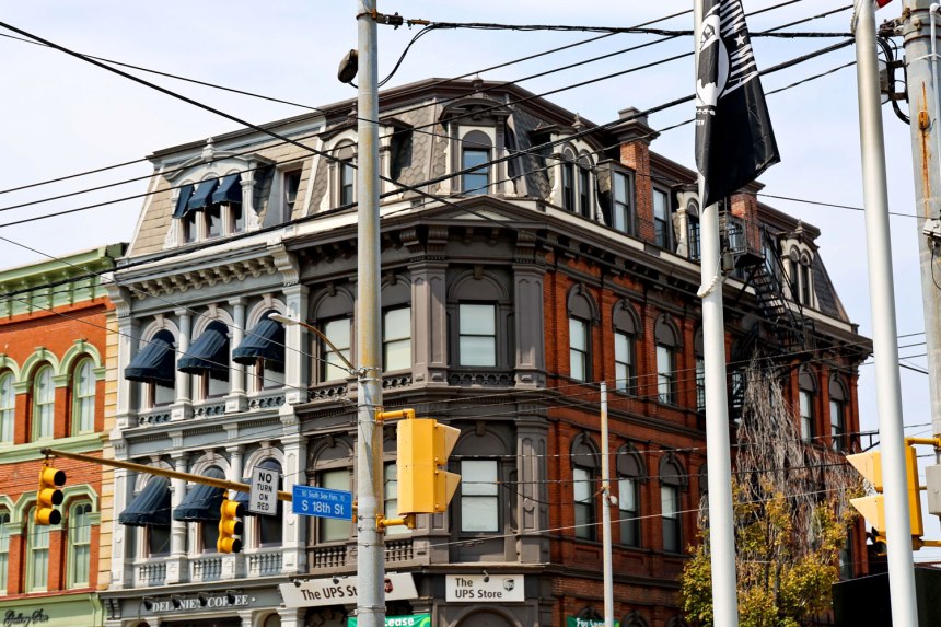 Pittsburgh Adventures / for the love of nike 