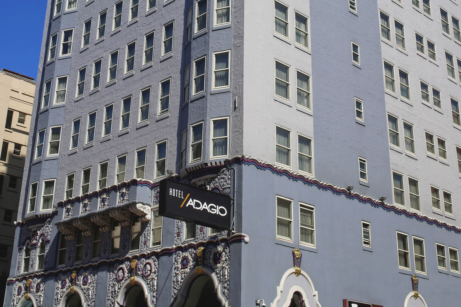 Sneakers in San Francisco / for the love of nike