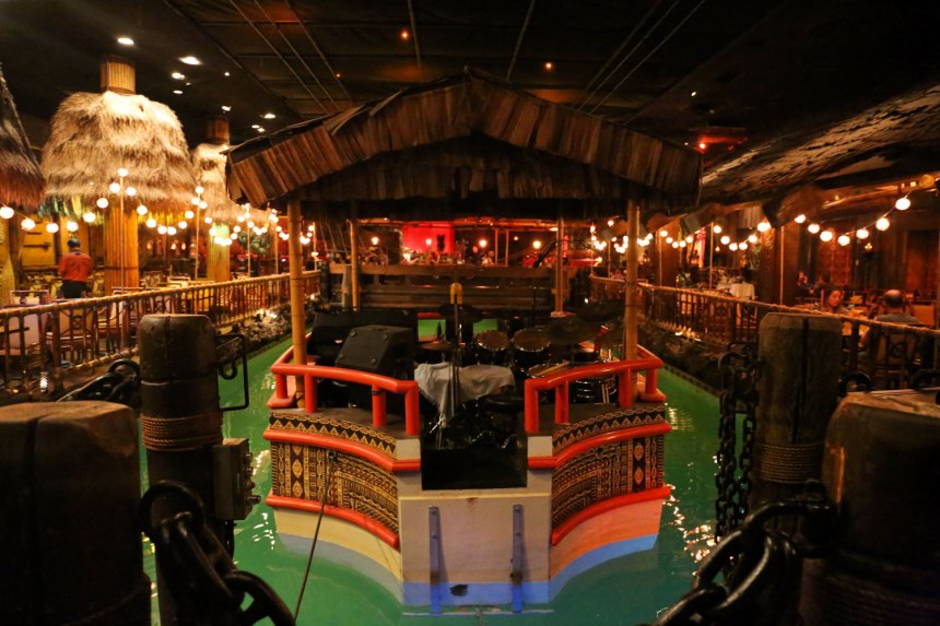 Sneakers in San Francisco / for the love of nike