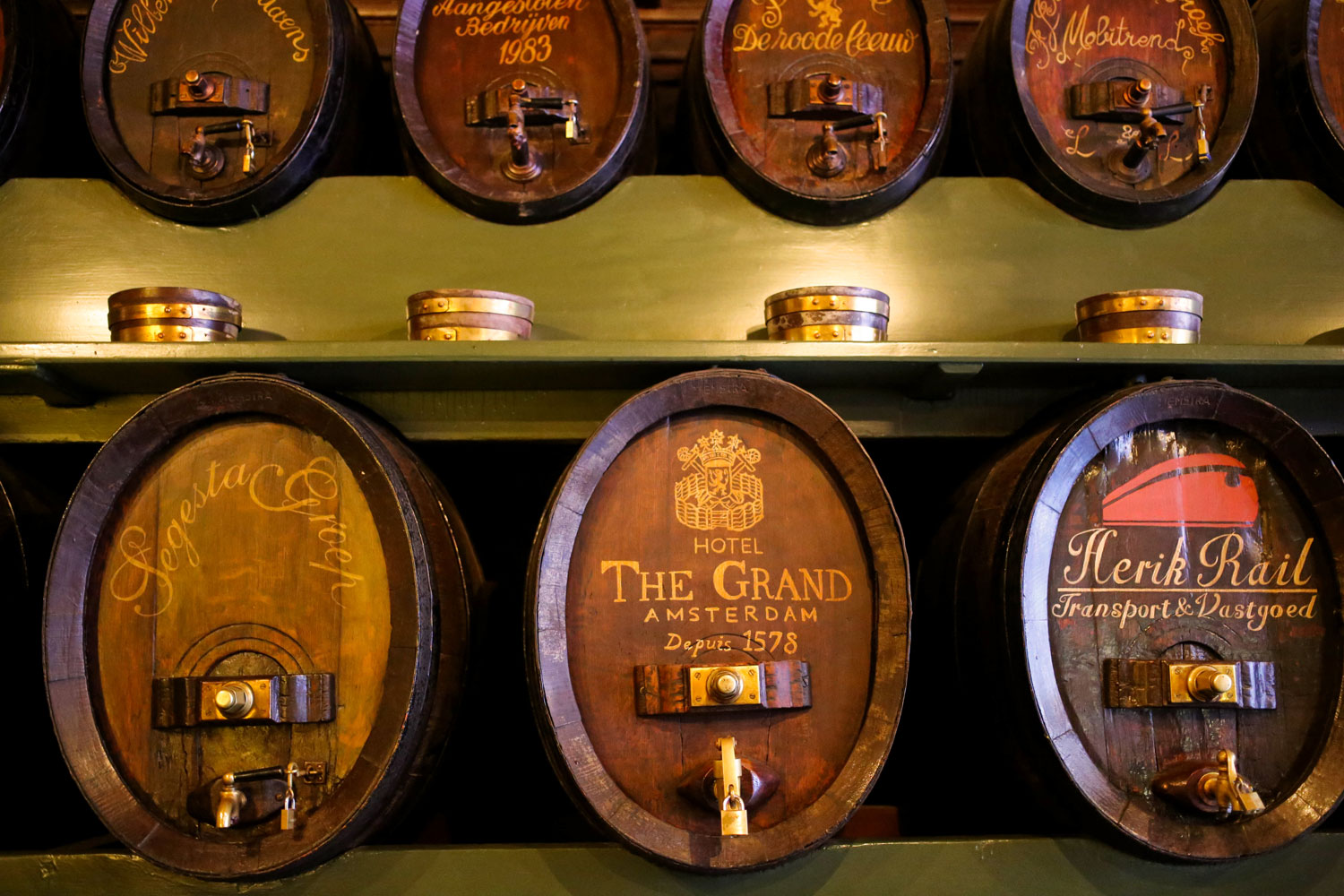 Proost from Amsterdam / for the love of nike