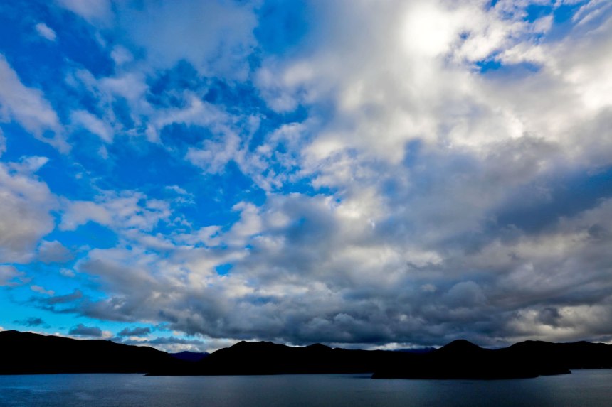 The Ferry From Wellington to Picton / for the love of nike