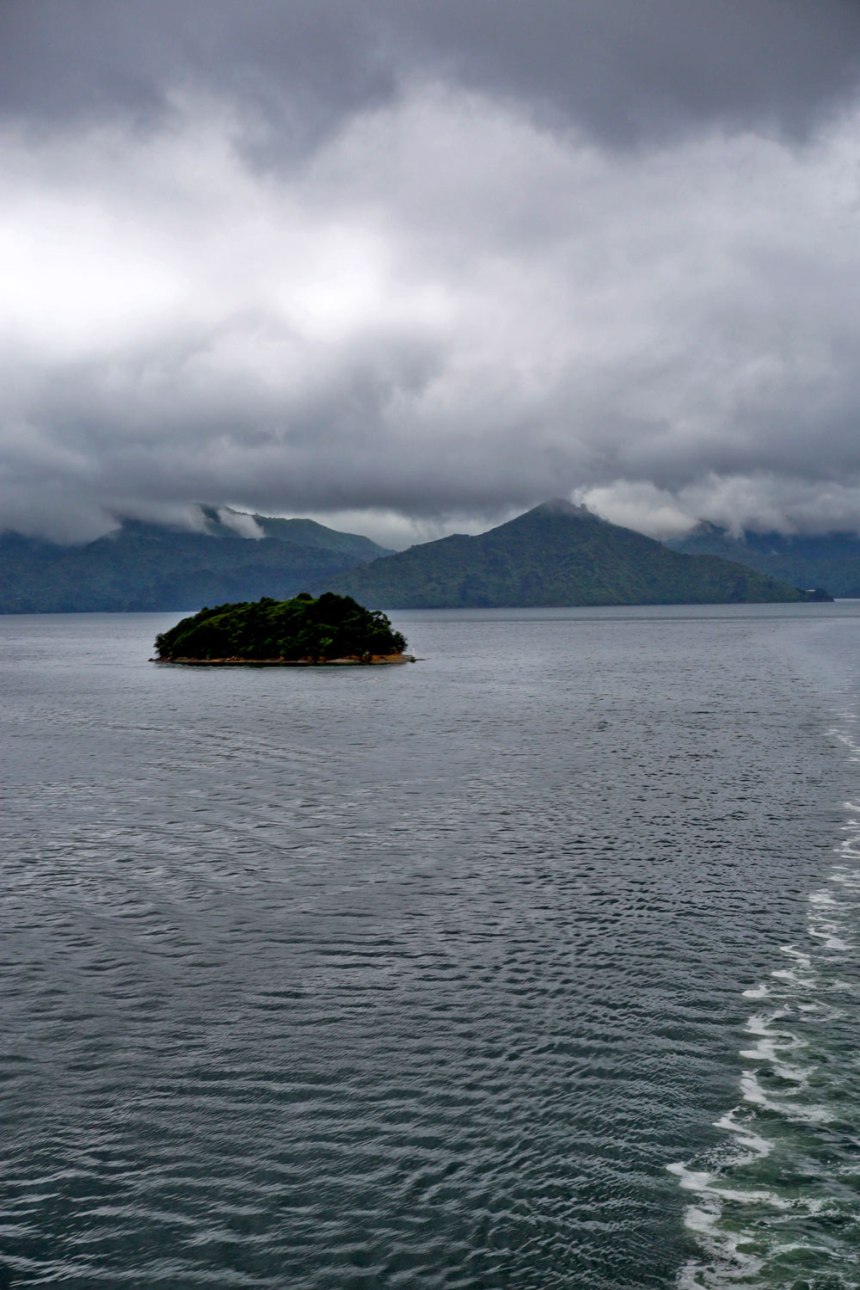 The Ferry From Wellington to Picton / for the love of nike