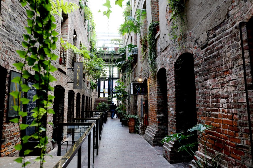 Exploring Omaha, Nebraska / for the love of nike