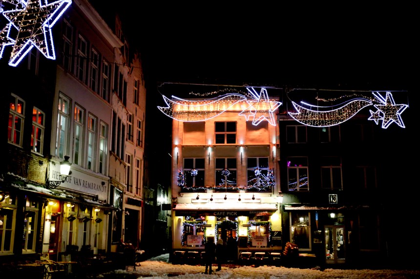 Christmas in Brugge, Belgium / for the love of nike