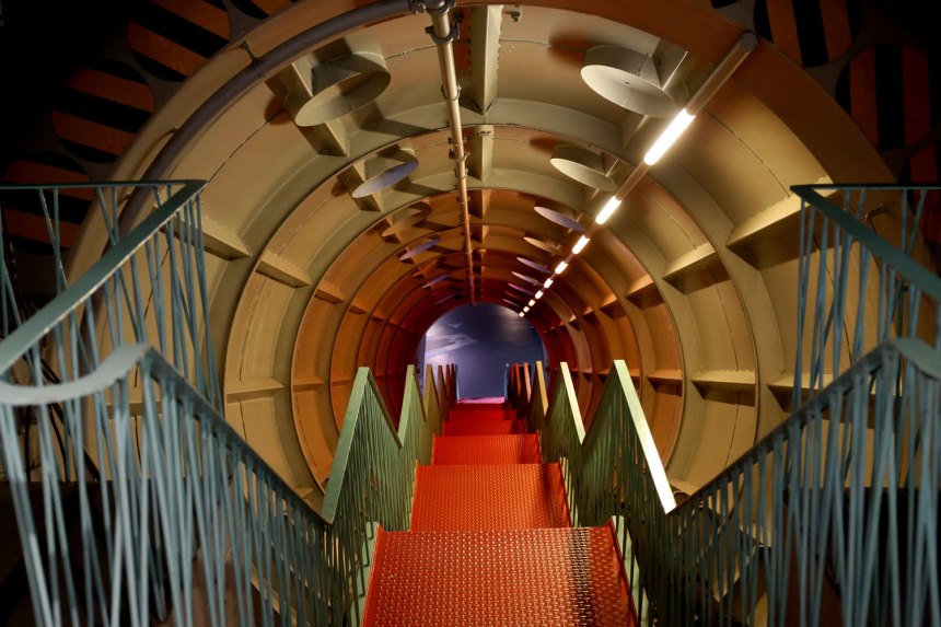 Brussels, Belgium during Christmas / for the love of nike