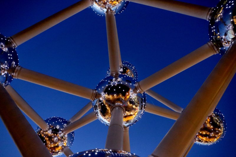 Brussels, Belgium during Christmas / for the love of nike