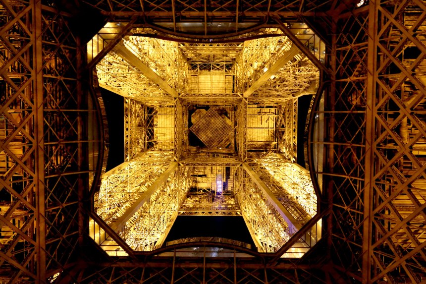 The Eiffel Tower / for the love of nike