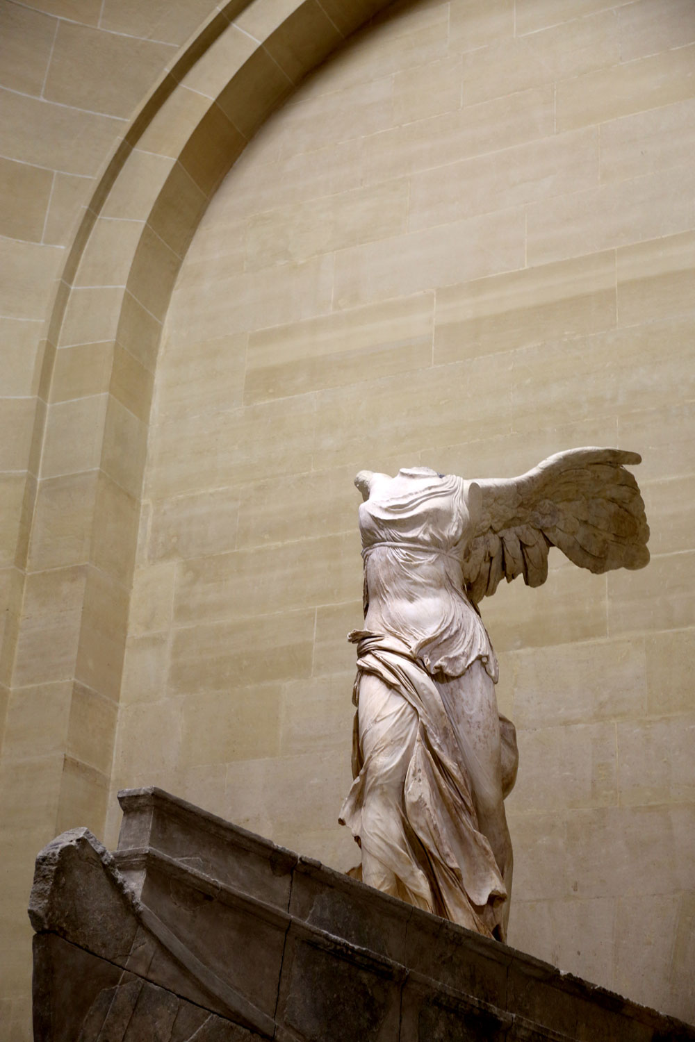 The Mona Lisa Really Isn't All That Great – for the love of nike