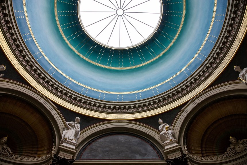 Art is Alive and Weird in Berlin / for the love of nike