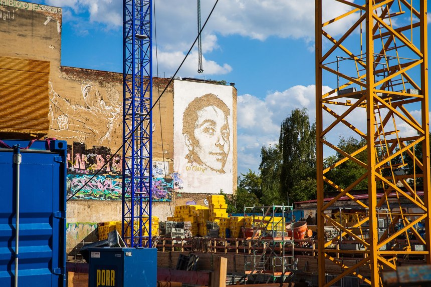 Art is Alive and Weird in Berlin / for the love of nike