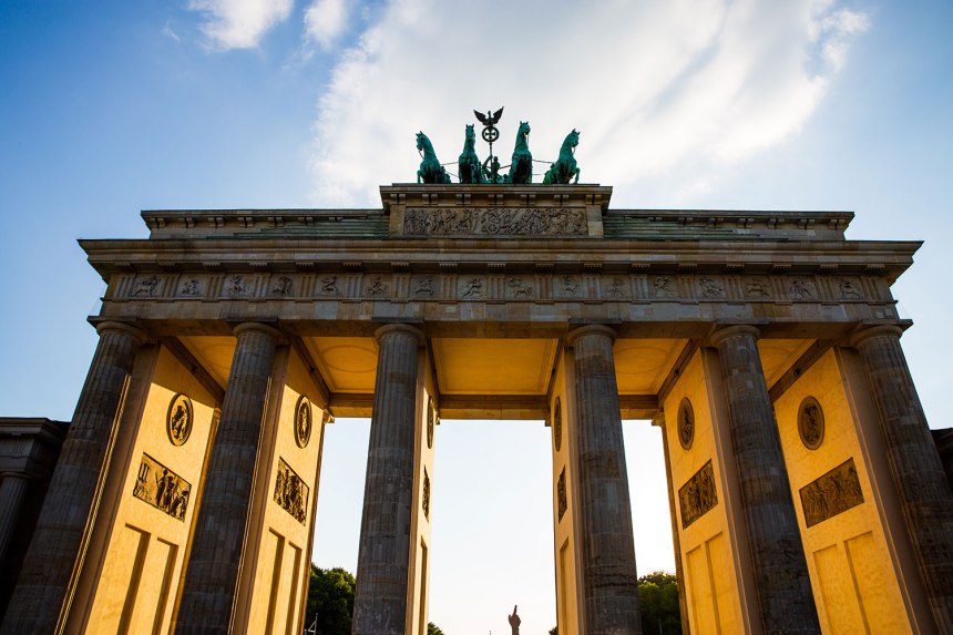 Art is Alive and Weird in Berlin / for the love of nike