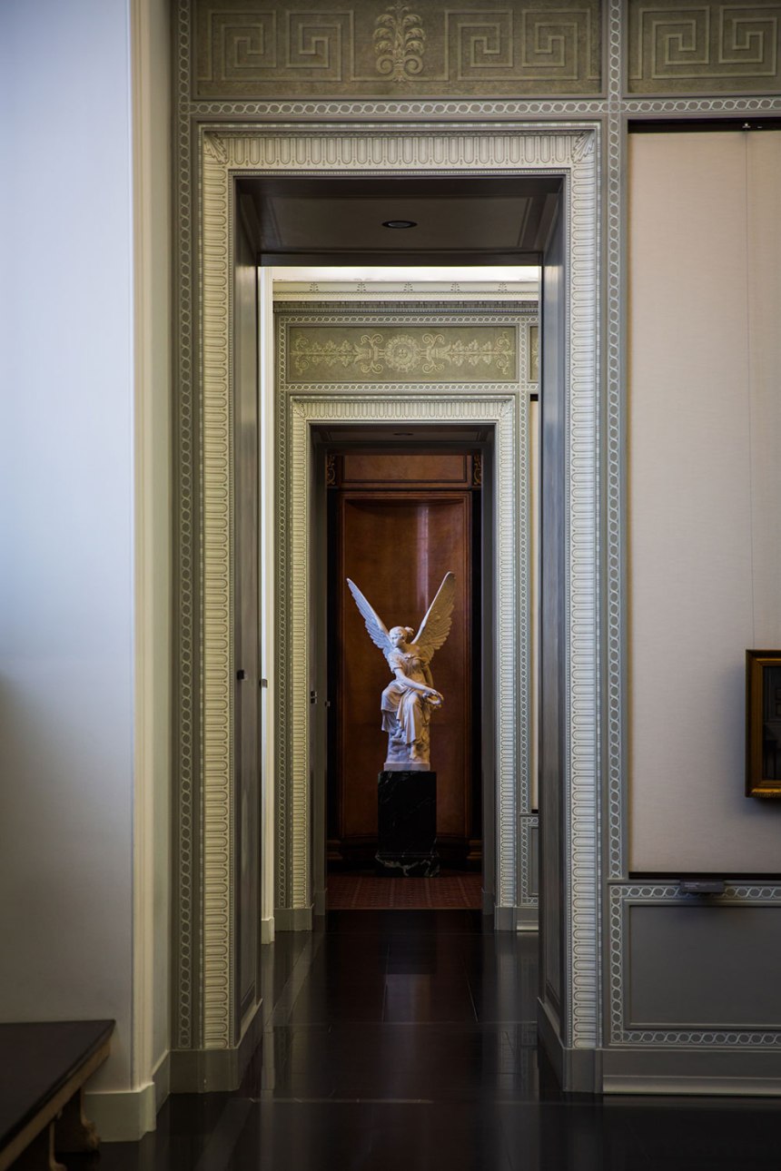 Art is Alive and Weird in Berlin / for the love of nike