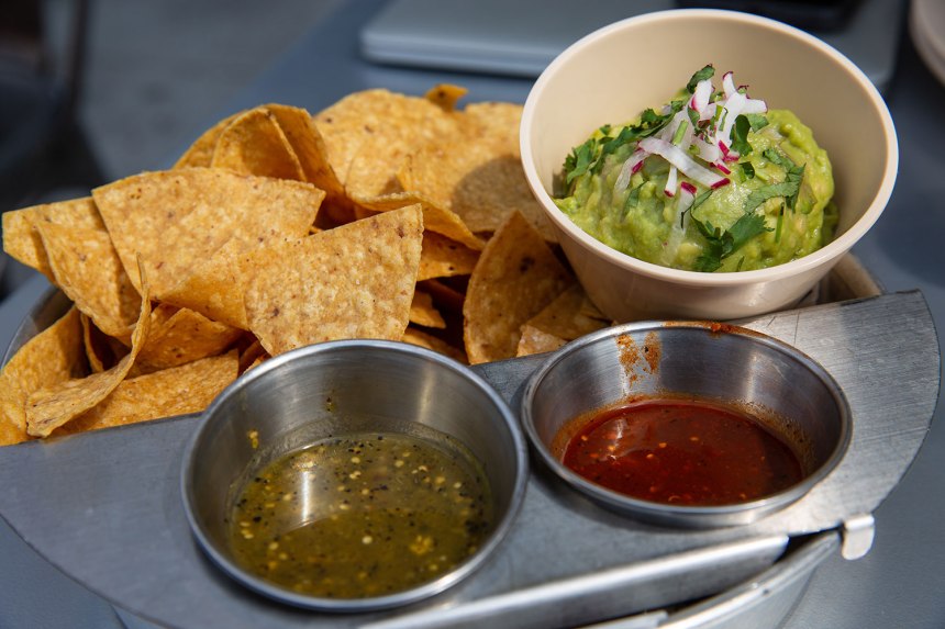Hotel Zachary and Wrigley Field in Chicago / for the love of nike