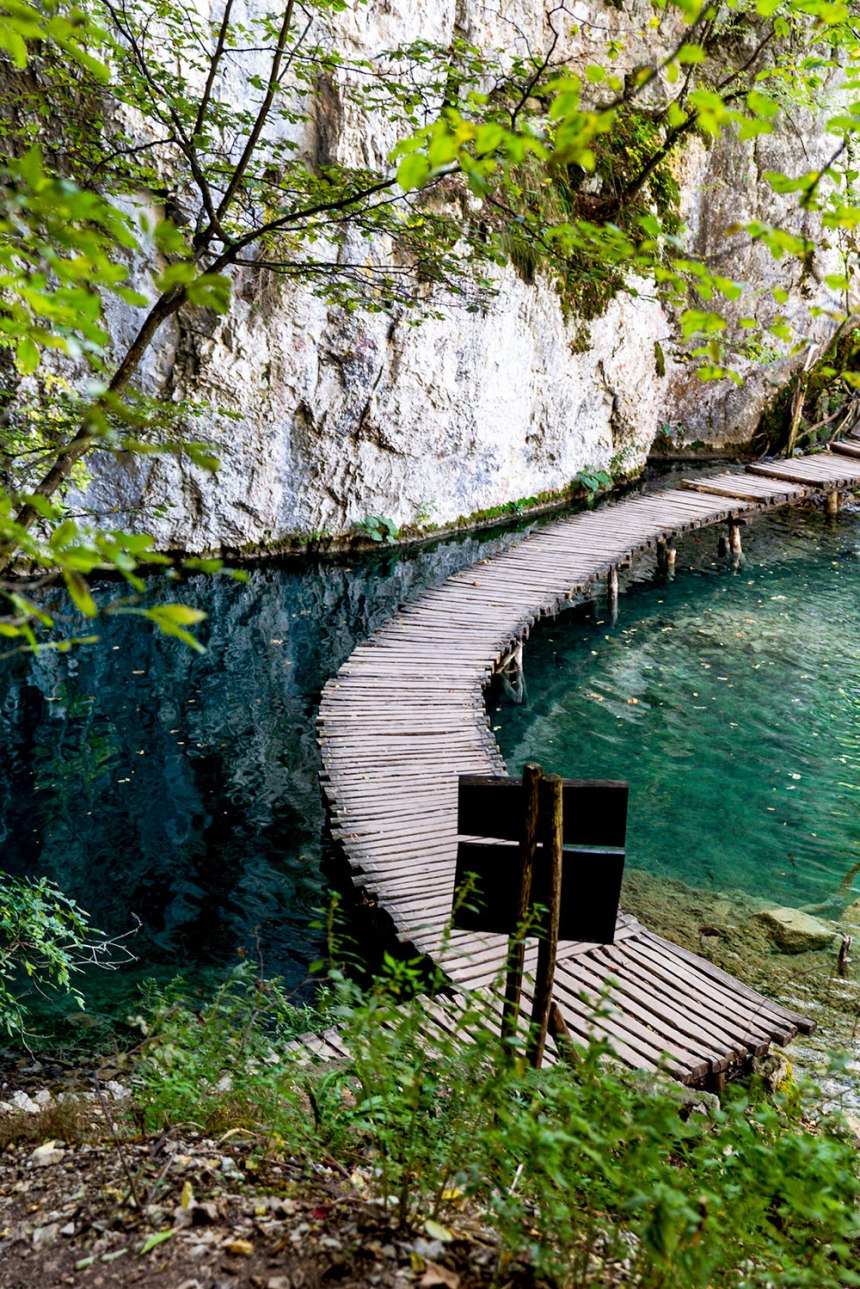 Exploring Plitvice Lakes National Park in Croatia / for the love of nike / Jennifer Martinez Conway