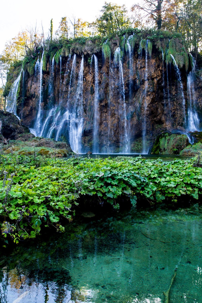 Exploring Plitvice Lakes National Park in Croatia / for the love of nike / Jennifer Martinez Conway
