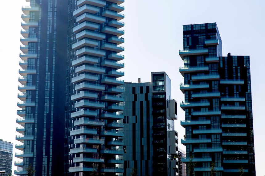 Exploring Milan, Italy / for the love of nike / Jennifer Martinez Conway