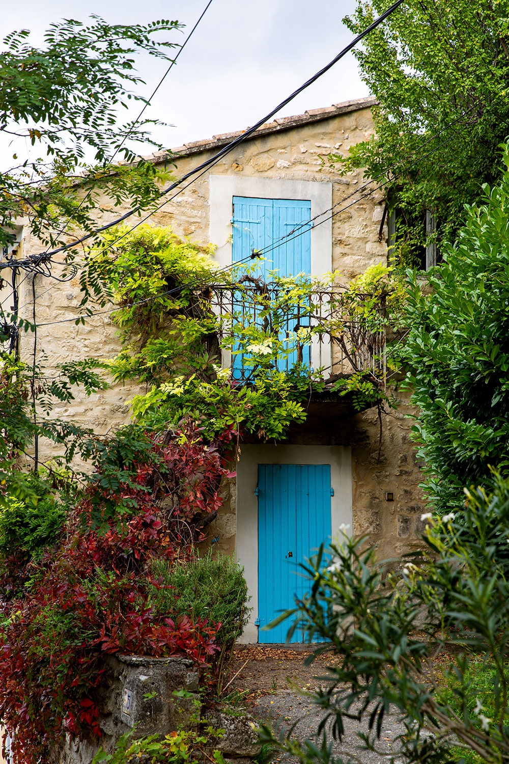 Exploring Ménerbes, Provence-Alpes-Côte d'Azur / for the love of nike