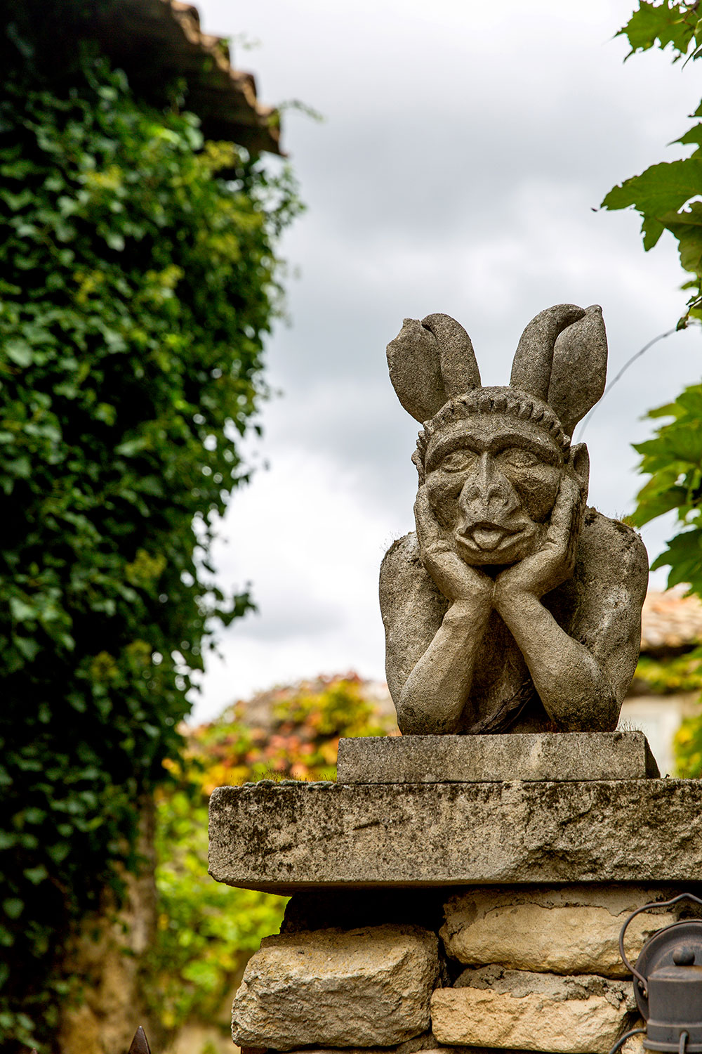 Exploring Ménerbes, Provence-Alpes-Côte d'Azur / for the love of nike