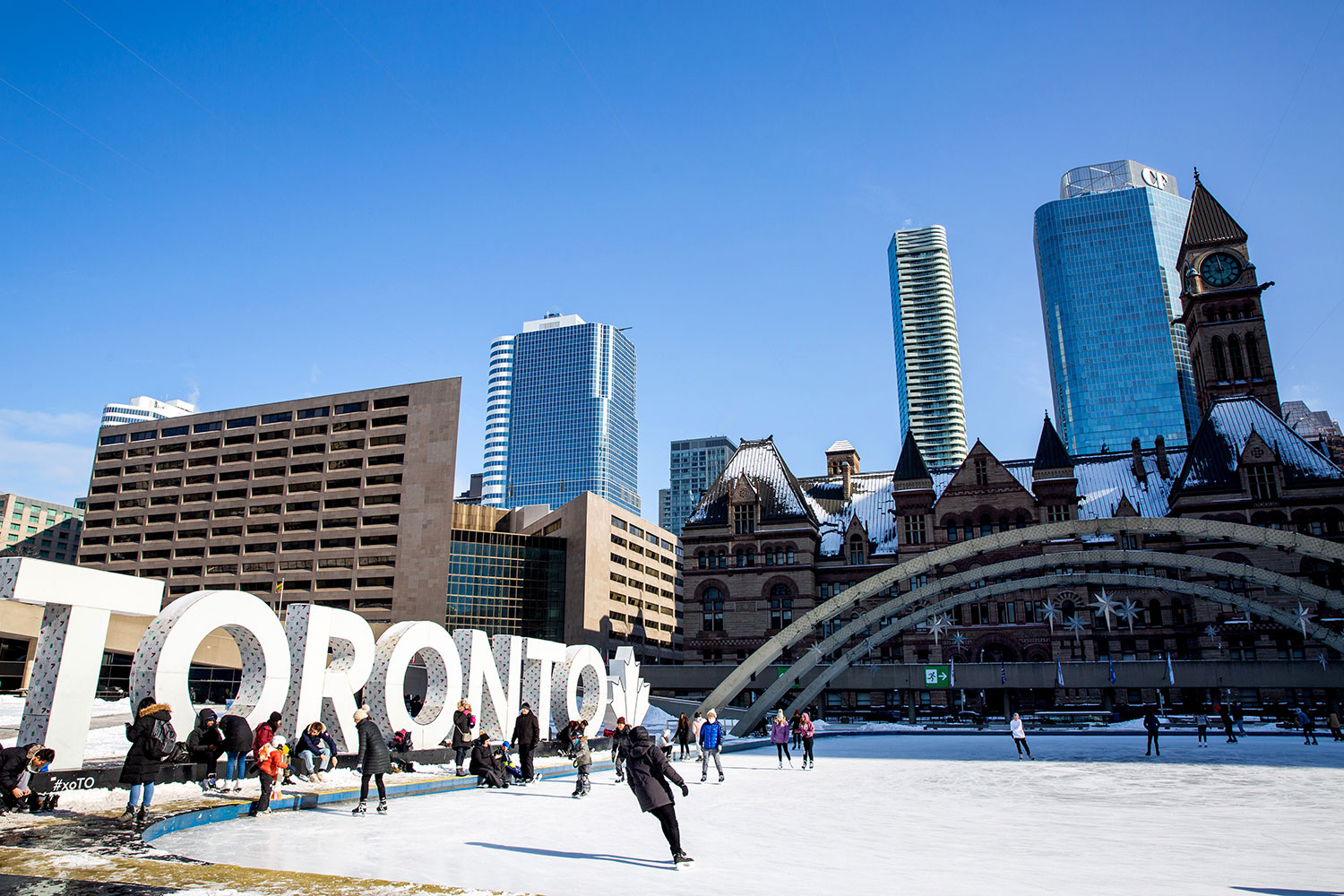 Exploring Toronto, Canada / for the love of nike