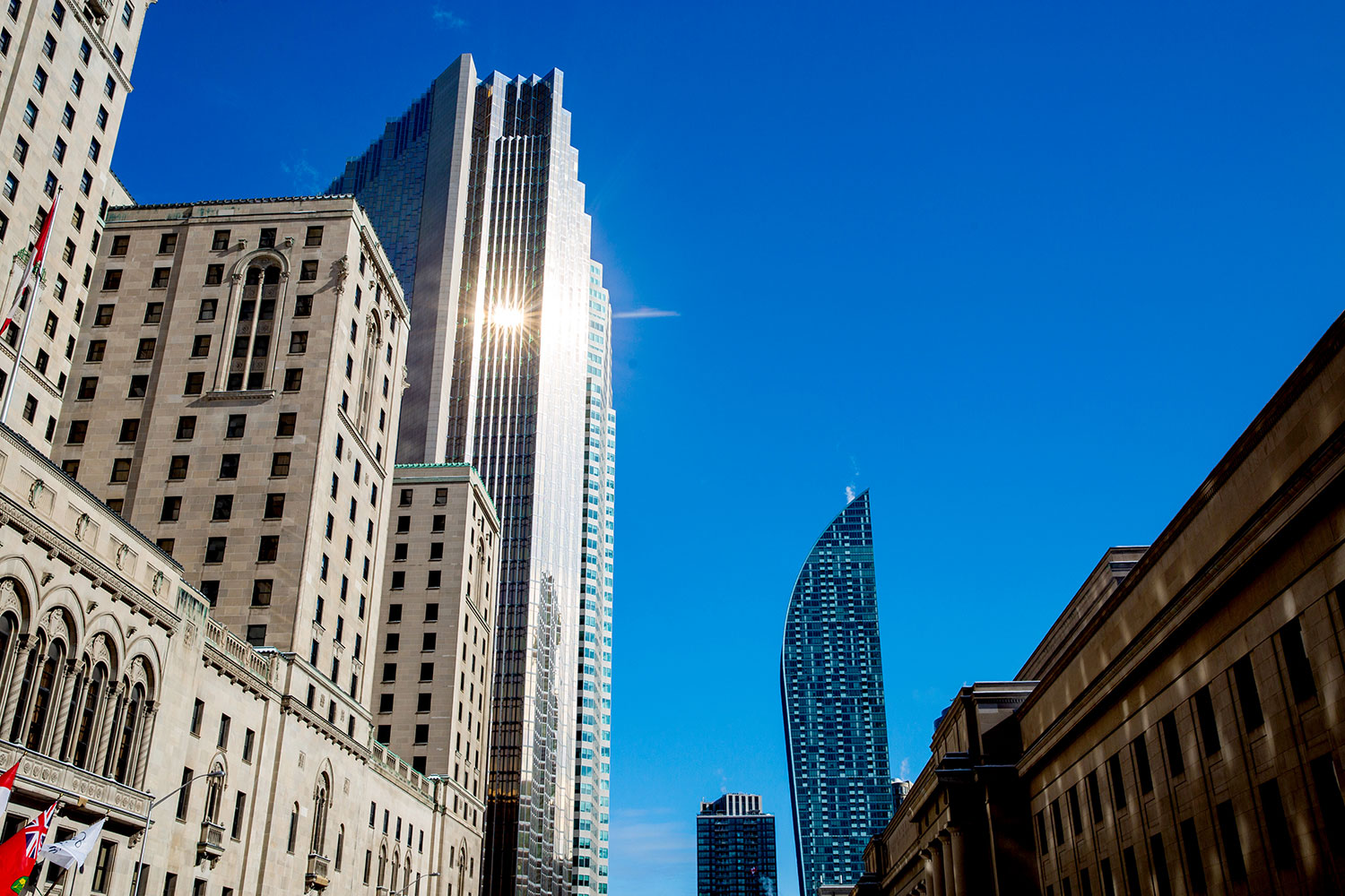 Exploring Toronto, Canada / for the love of nike