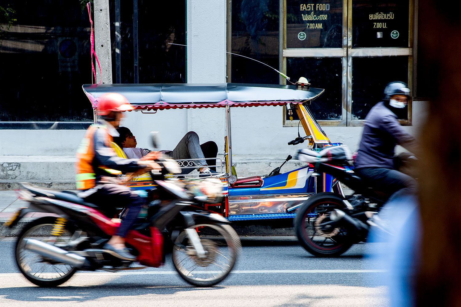 Exploring Bangkok / for the love of nike