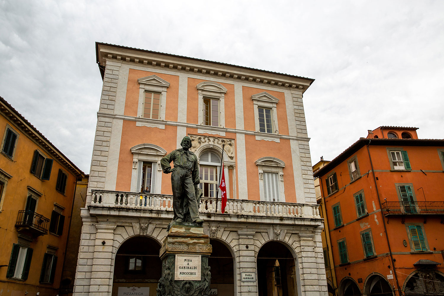 for the love of nike goes to Pisa