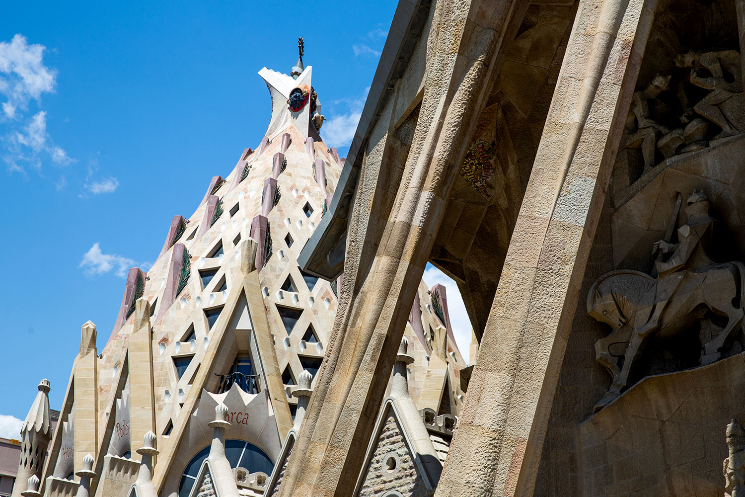 exploring Barcelona , Spain / for the love of nike