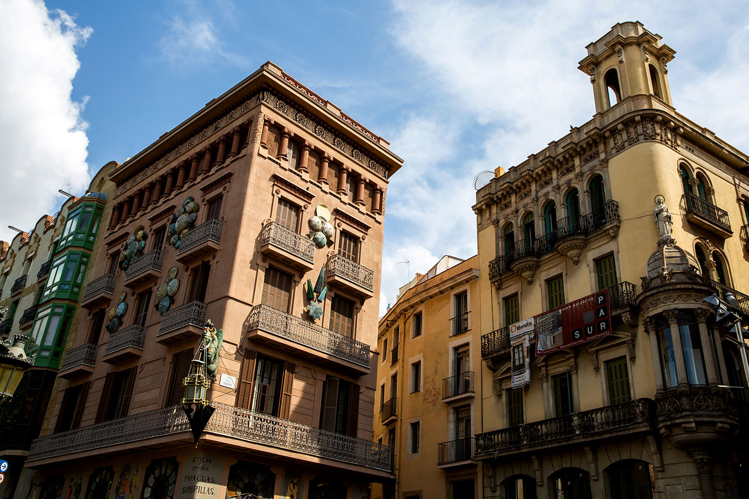 exploring Barcelona , Spain / for the love of nike