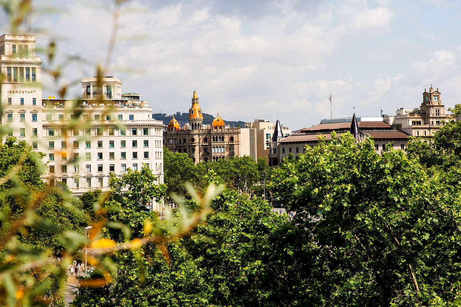 exploring Barcelona , Spain / for the love of nike