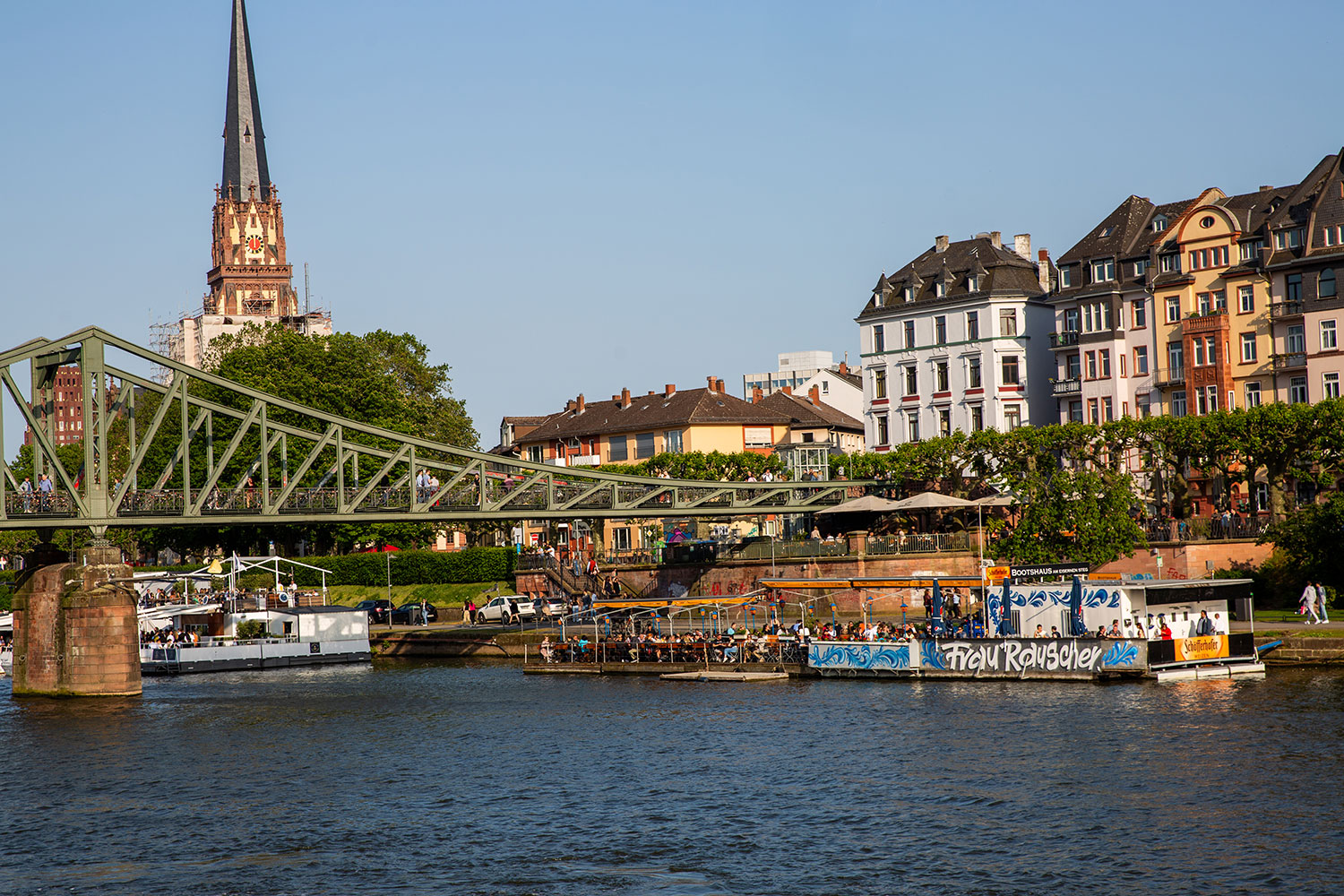 exploring Frankfurt, Germany / for the love of nike